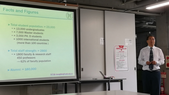 北科大偷拍
院长张立峰介绍学校.jpg