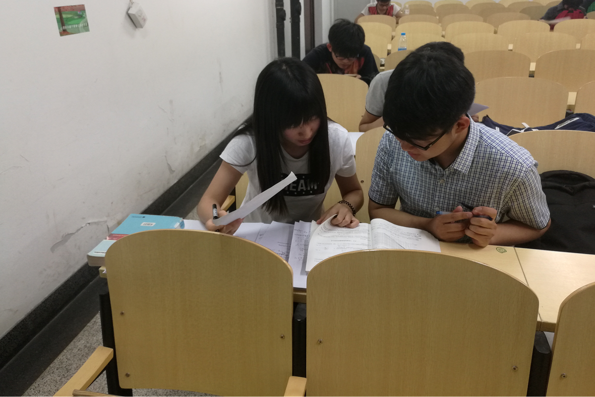 d2a300fe1e3a48b2ac85bcd968900416.png 图二.png